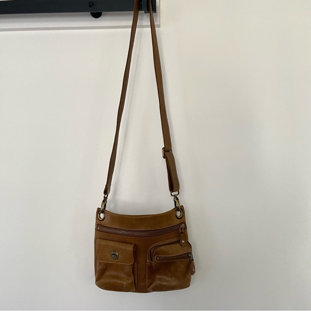 Vintage Roots Villager Tribe Brown Leather Purse with Long Adjustable Strap - Picture 4 of 11